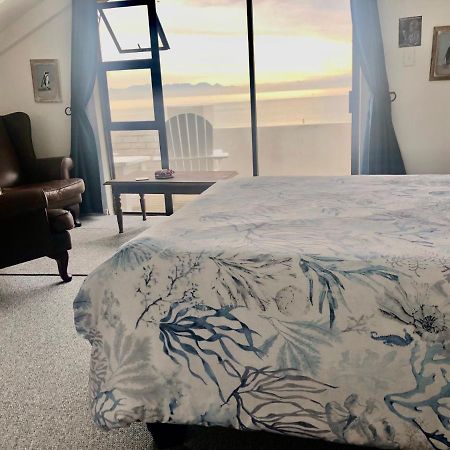 Ollava Guesthouse Simonʼs Town Esterno foto