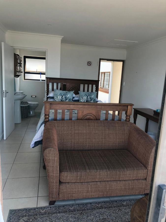 Ollava Guesthouse Simonʼs Town Esterno foto