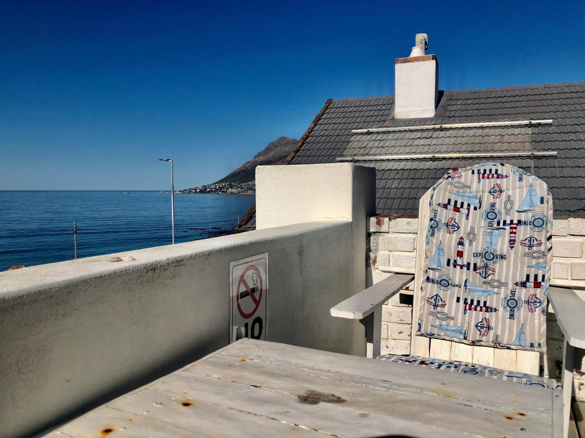 Ollava Guesthouse Simonʼs Town Esterno foto