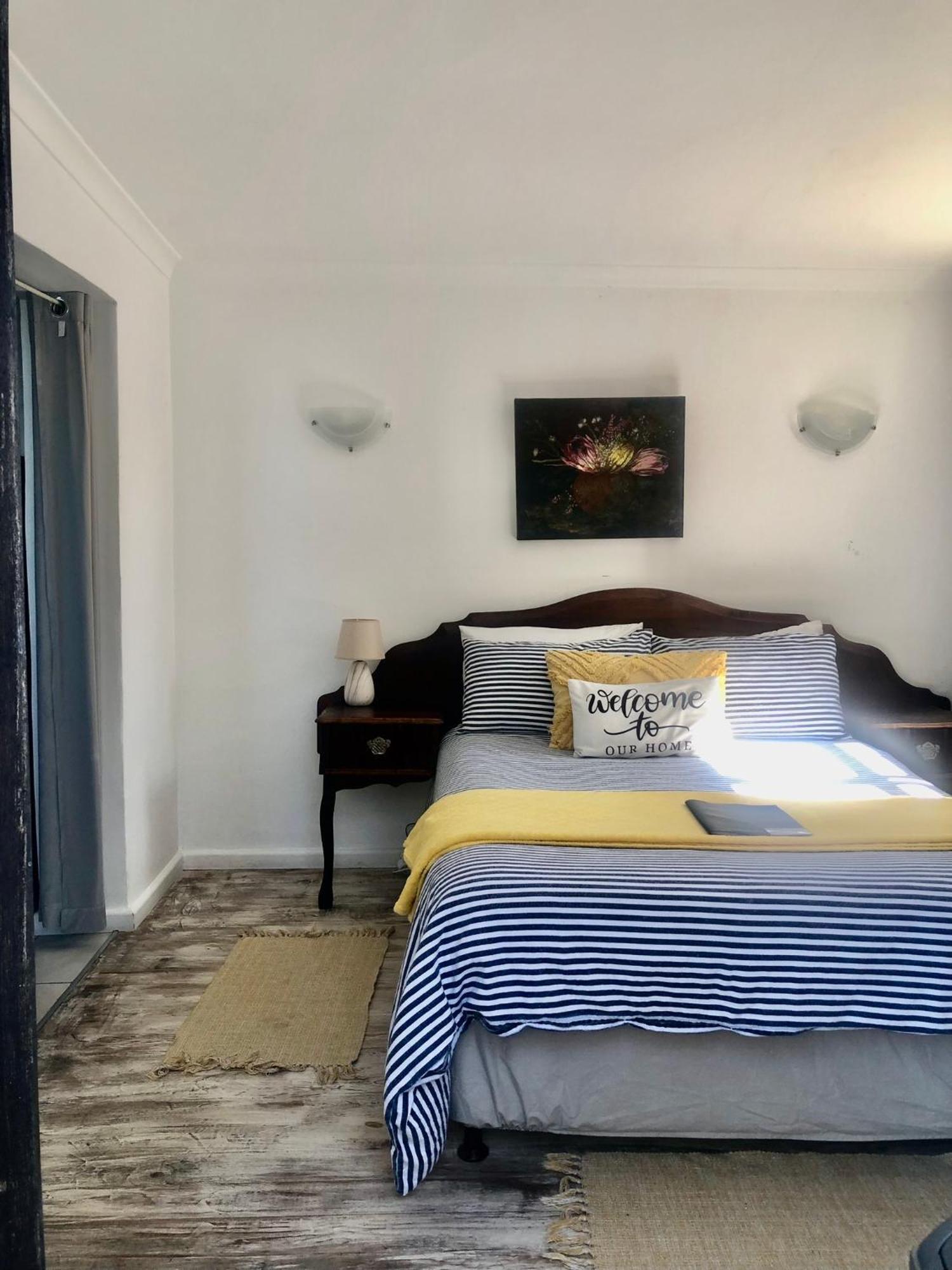 Ollava Guesthouse Simonʼs Town Esterno foto